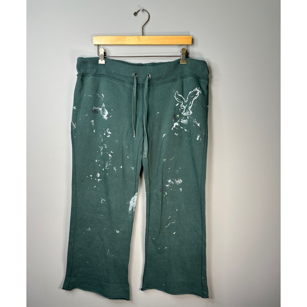 American Eagle Sweatpants Womens Large Green Paint Splatter Raw Hem Graphic